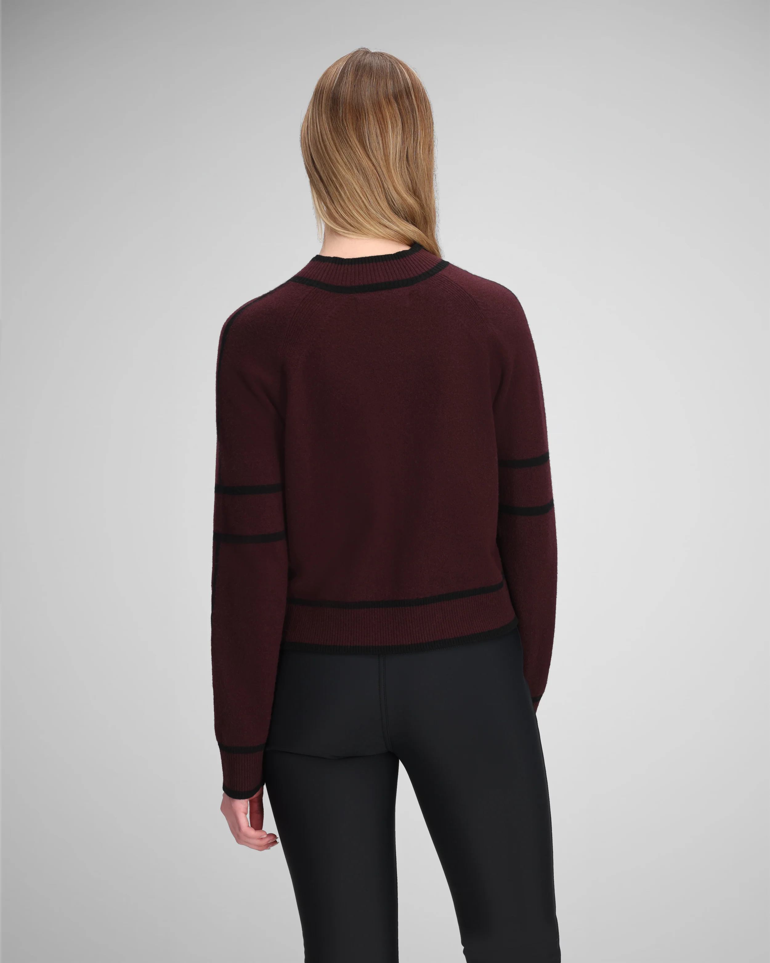 Slopeside Mockneck - Image 18